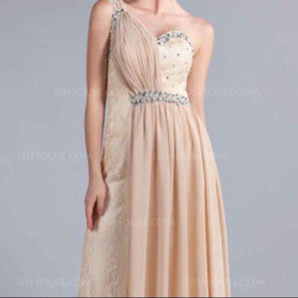 Formal dress/ball Gown